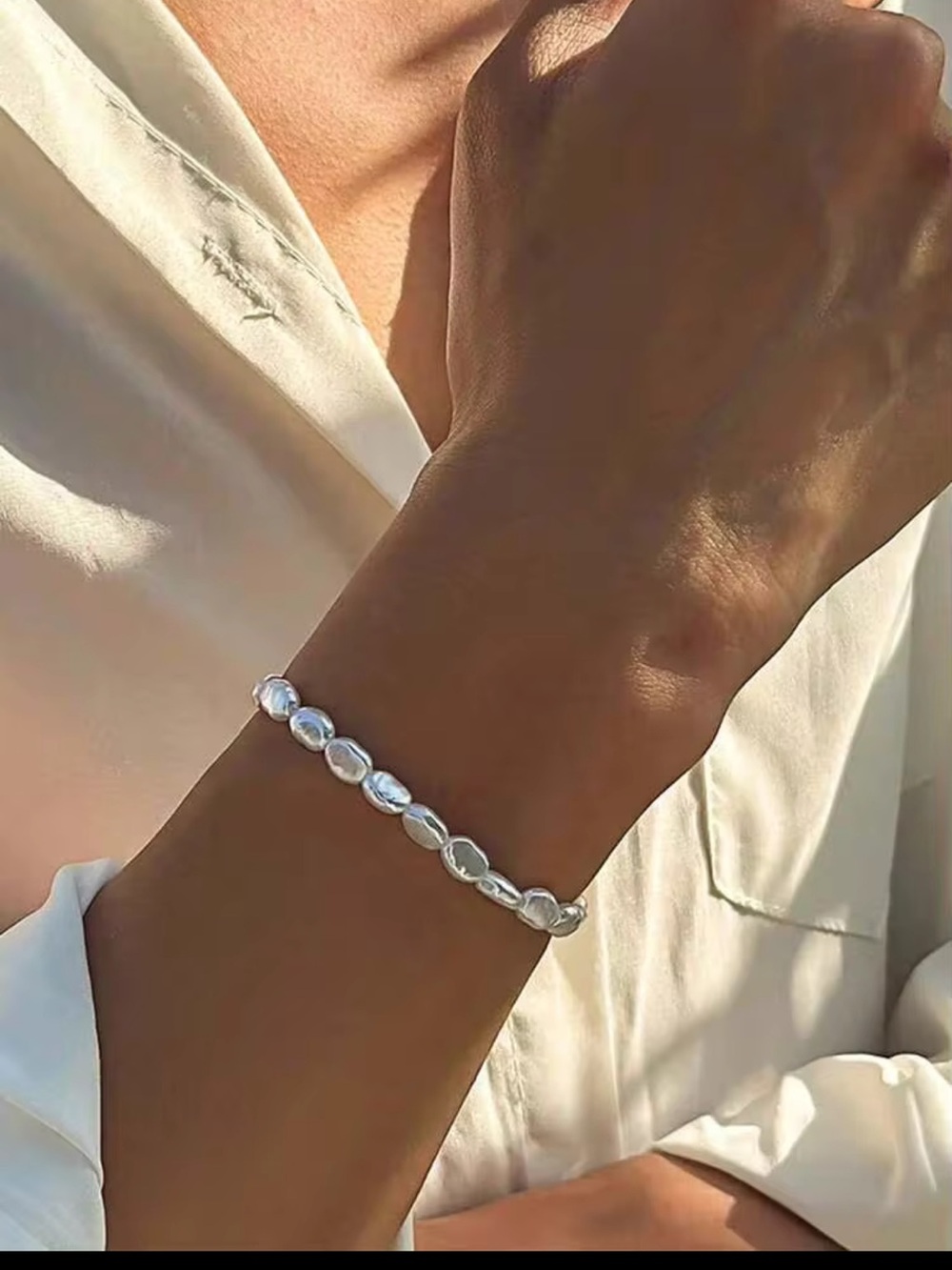 NWOT Asymmetric Faux Pearl Bracelet